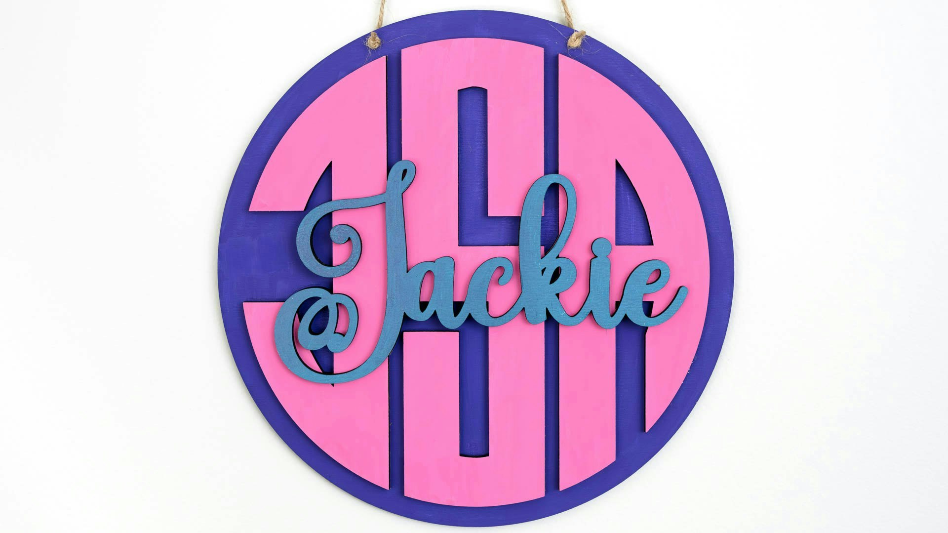 Circle Monogram Name Sign - SVG Generator