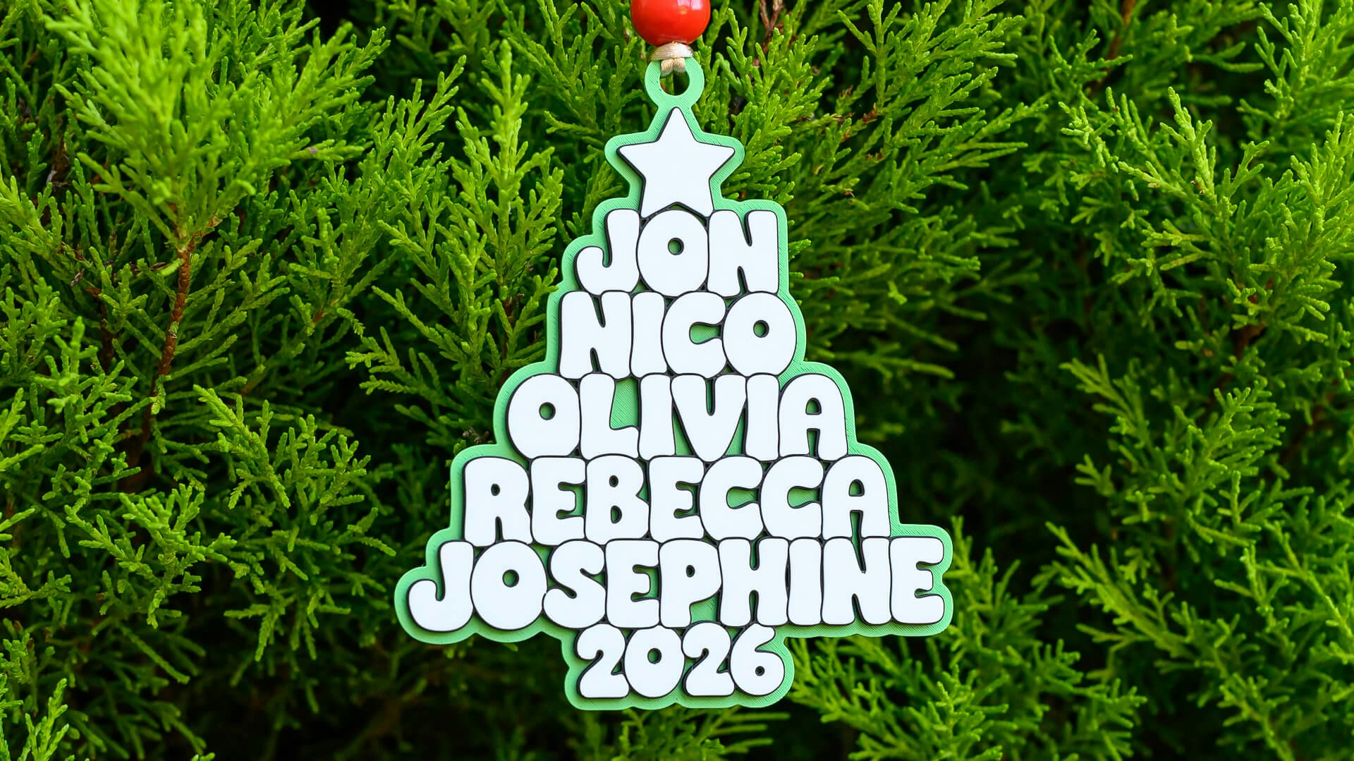 (New!) Family Names Christmas Tree Ornament - SVG & 3D Generator